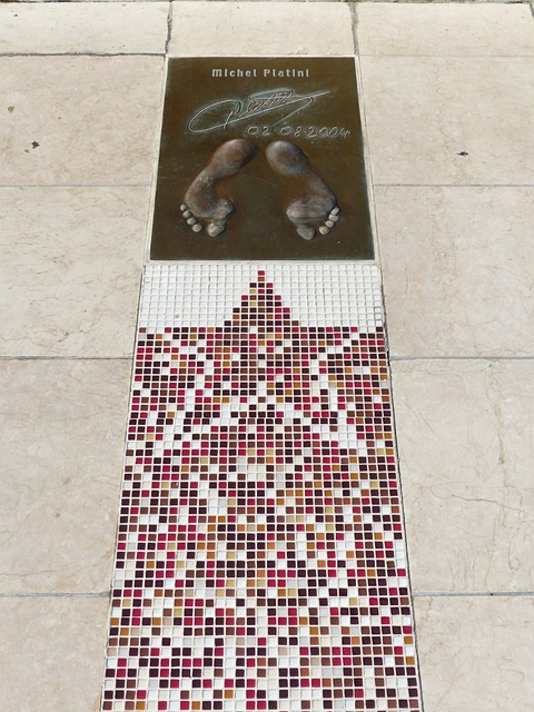 卫位置在过 卫位置在过