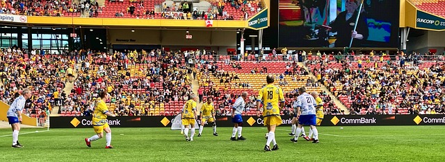 年夏天舉行 年夏天舉行